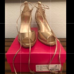 Lilly Pulitzer Golden Wedges